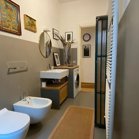 Apartment Salasco 20 - Bocconi Porta Romana Unique And Stylish Apartment!